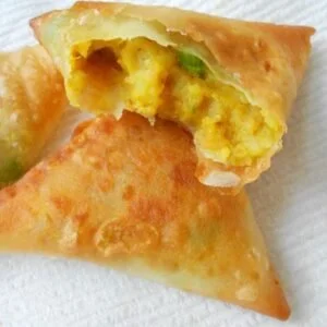 Potato Samoosa (x12)
